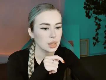 Group adelloyss on Chaturbate