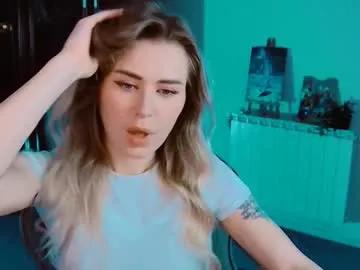 Group adelloyss on Chaturbate