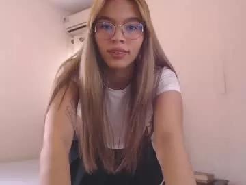 Freechat adria_ross on Chaturbate