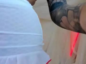 Freechat adria_ross on Chaturbate