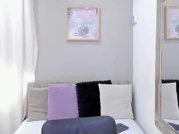 alaiasmile_ — GOAL: Nude In Oil With Spanks [386 tokens remaining] --      ,       !!//i #asian #bigboobs #bigass #curvy  #young