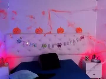 Freechat aron_cruz12 on Chaturbate