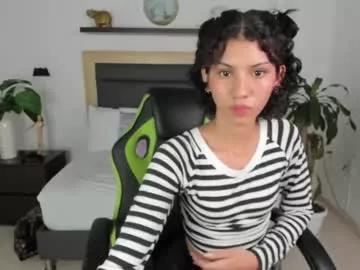 Freechat atenea_jones_ on Chaturbate