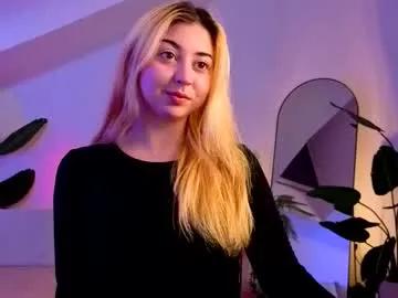 billieluvs — Shake booty right in your face [99 tokens left] #curvy, #natural, #bignipples, #ass, #blonde