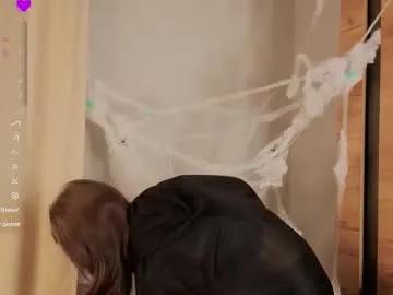 Freechat blushinbloom on Chaturbate