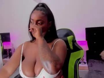 Freechat brunna_brownn on Chaturbate