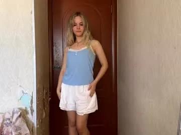 Freechat chayashortle on Chaturbate