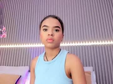 Freechat coralineross_ on Chaturbate