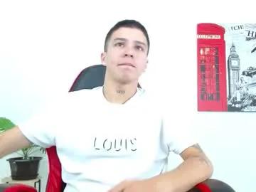 Freechat cumandres on Chaturbate