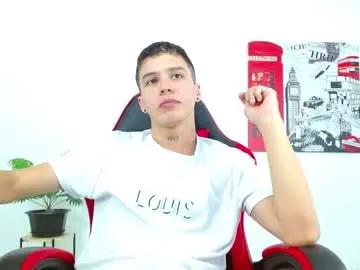 Freechat cumandres on Chaturbate