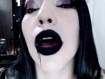 Freechat emearld_black on Chaturbate