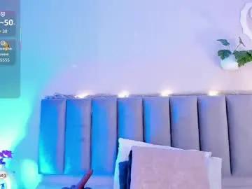 emely_deluxe on Chaturbate 