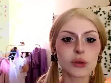 Freechat emimiy on Chaturbate