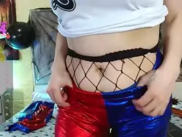 Freechat esmeralda_oikos on Chaturbate