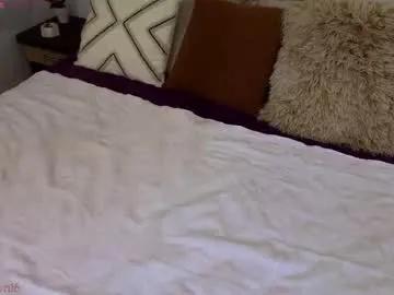 evelyn__16 on Chaturbate 
