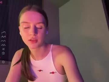 Away evie_may on Chaturbate