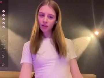 Away evie_may on Chaturbate