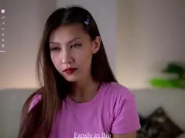 Freechat fallingflower on Chaturbate