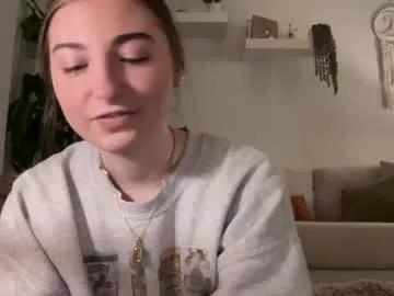 Freechat fantasyella on Chaturbate