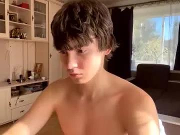 Freechat faustfrost on Chaturbate
