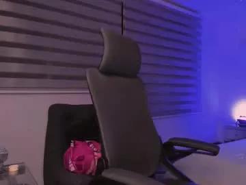 gemarodriguez_ — control lovense x3 min #skinny #party #dirty #slut #smoke [119 tokens remaining]