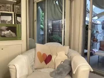 Freechat gl1tter_barbie on Chaturbate