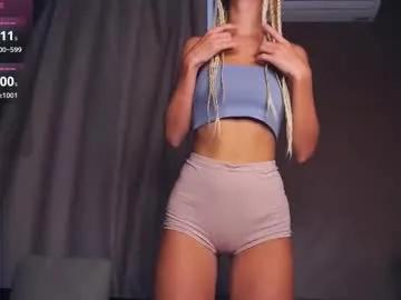 Freechat gwenbudlong on Chaturbate