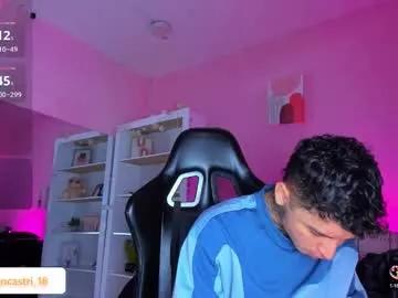 Freechat ian_castillo_ on Chaturbate