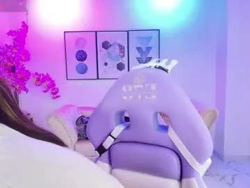 Freechat isa_reel on Chaturbate