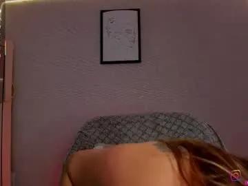 Freechat itsaraa on Chaturbate