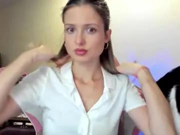 Freechat julie_flores on Chaturbate