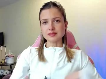Freechat julie_flores on Chaturbate