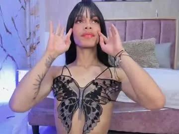 Freechat karinaadoll on Chaturbate