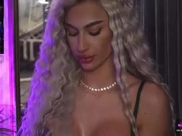 Freechat karlabart on Chaturbate