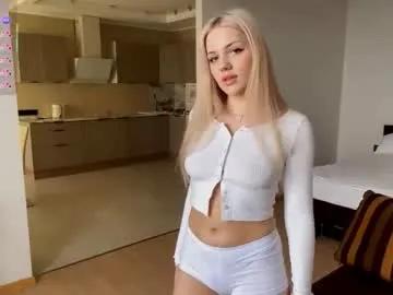 Freechat karlenegries on Chaturbate