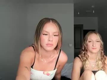 Freechat kenziesmithh on Chaturbate