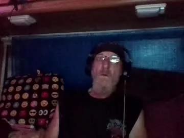 Freechat kodiakpm1 on Chaturbate