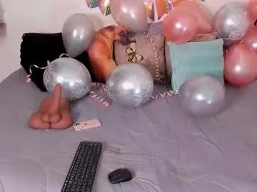 Freechat laura1__ on Chaturbate