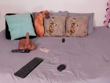 Freechat laura1__ on Chaturbate