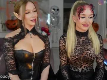 Group mia_cloudy on Chaturbate