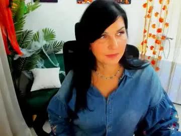 Freechat moonvelour on Chaturbate