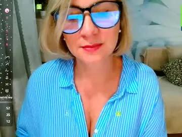 Freechat music_fairy on Chaturbate