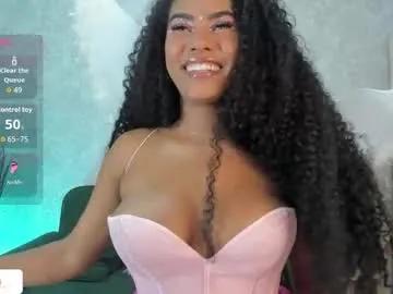 Freechat naomixjones1 on Chaturbate