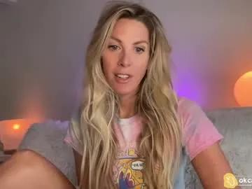 Away oh_ok_cassidy on Chaturbate