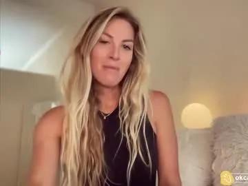 Away oh_ok_cassidy on Chaturbate