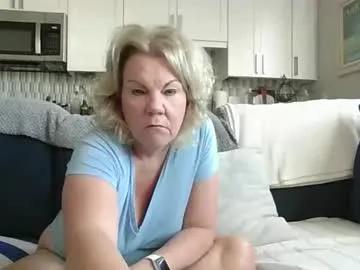 Freechat oneoften1000 on Chaturbate