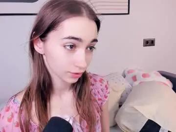 Freechat polly_bee on Chaturbate