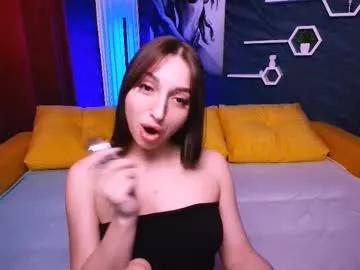 Freechat sheillawood on Chaturbate