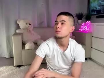 Freechat sue_star on Chaturbate