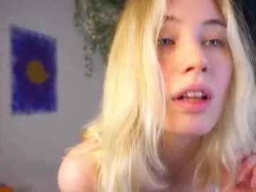 Freechat sunnybish on Chaturbate